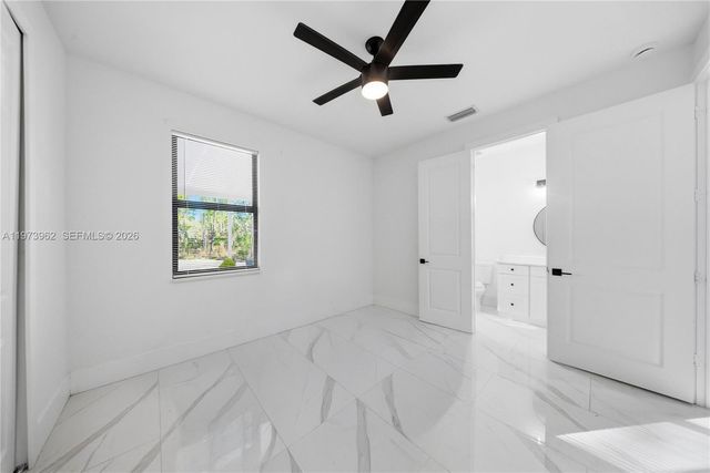 4163 31st Ave NE, Naples, FL 34120