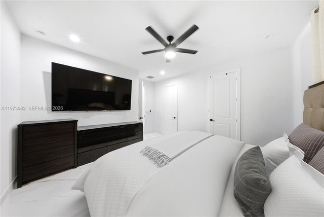 4163 31st Ave NE, Naples, FL 34120