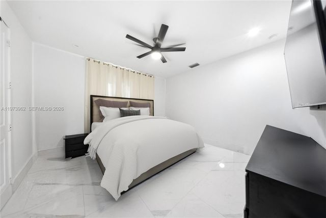 4163 31st Ave NE, Naples, FL 34120