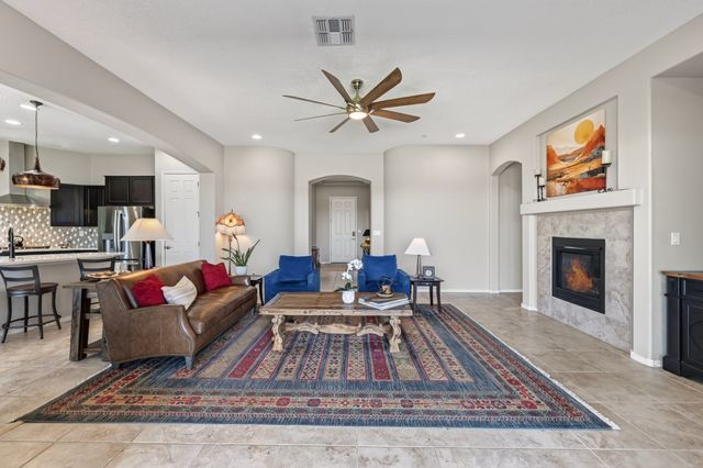 4144 Arboles Bonitos, Santa Fe, NM 87507