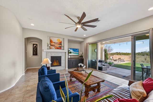 4144 Arboles Bonitos, Santa Fe, NM 87507