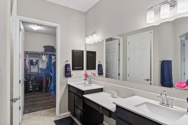 4144 Arboles Bonitos, Santa Fe, NM 87507