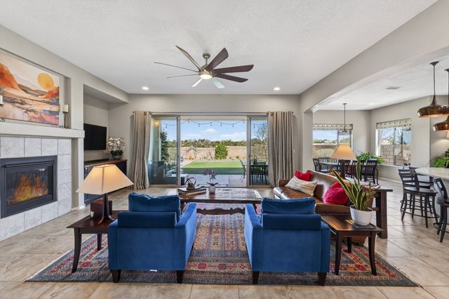 4144 Arboles Bonitos, Santa Fe, NM 87507