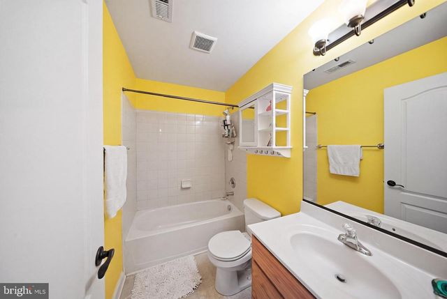 1008 HORSE PEN RUN, Huntingtown, MD 20639