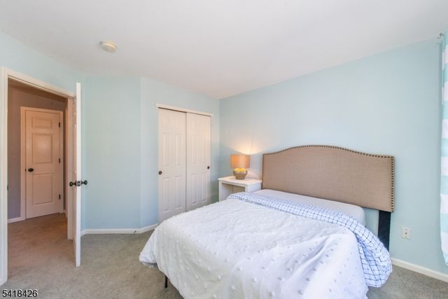 78 Hickory Way, Mount Arlington Boro, NJ 07856