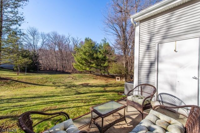 78 Hickory Way, Mount Arlington Boro, NJ 07856