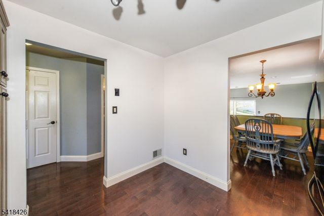 78 Hickory Way, Mount Arlington Boro, NJ 07856