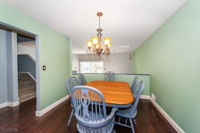 78 Hickory Way, Mount Arlington Boro, NJ 07856