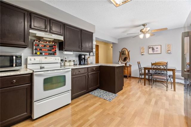 17819 E Greentree Avenue, Independence, MO 64057
