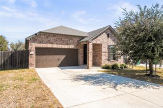 209 Ella Marie CIR, Kyle, TX 78640