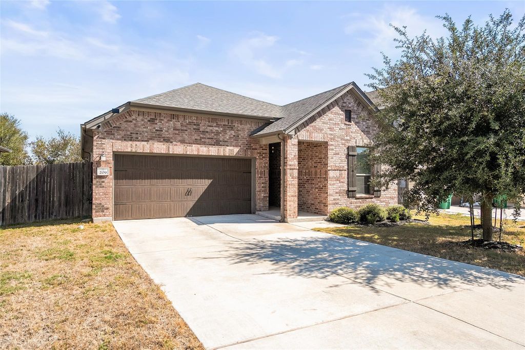 209 Ella Marie CIR, Kyle, TX 78640