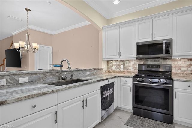 3241 Cottonwood BEND 101, Fort Myers, FL 33905