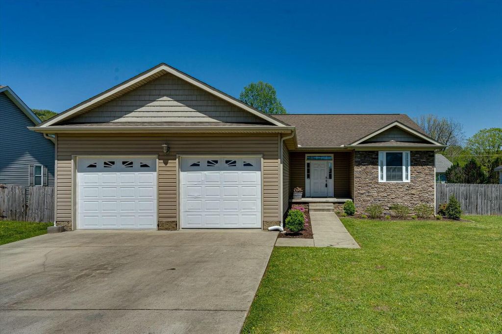 404 Wilson Court, Jasper, TN 37347