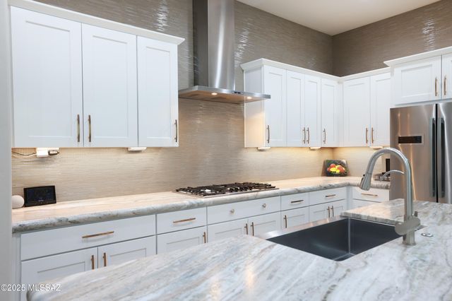 14414 N Mickelson Canyon Court, Oro Valley, AZ 85755