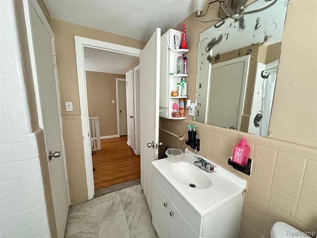 12201 Whitehill Street, Detroit, MI 48224