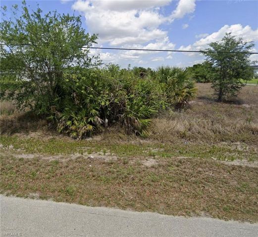 31st AVE NE, Naples, FL 34120