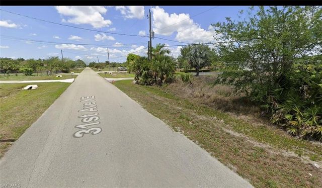 31st AVE NE, Naples, FL 34120