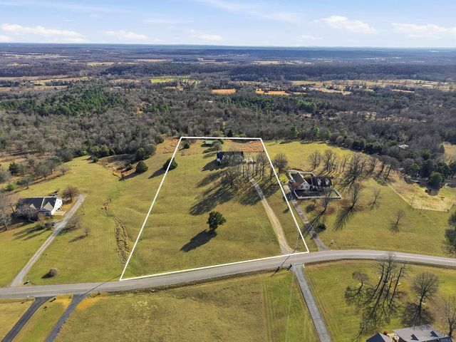 80 Mill Creek Drive, Greenbrier, AR 72058