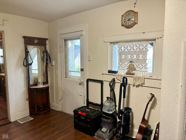 2126 Pearl Street, Anderson, IN 46016