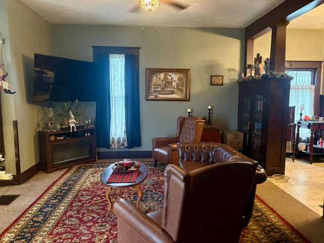 2126 Pearl Street, Anderson, IN 46016