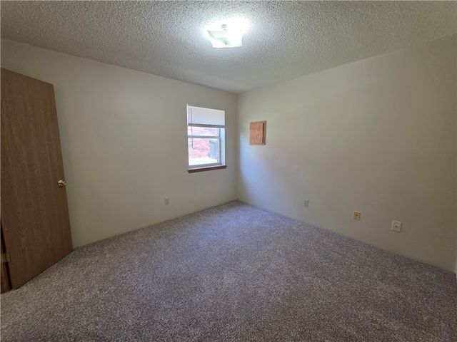 2430 W Gum Street, Rogers, AR 72758