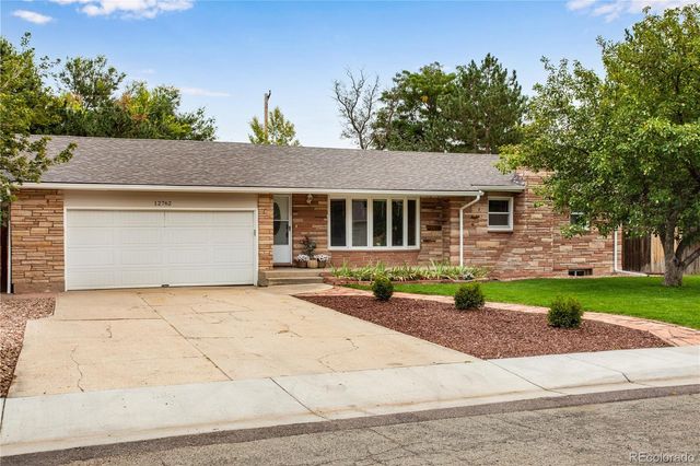 12762 Woodland Drive, Longmont, CO 80504