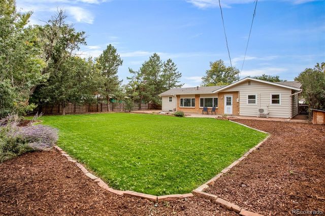 12762 Woodland Drive, Longmont, CO 80504
