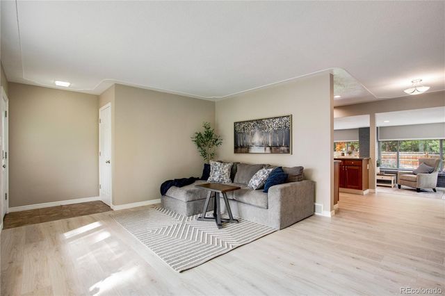 12762 Woodland Drive, Longmont, CO 80504