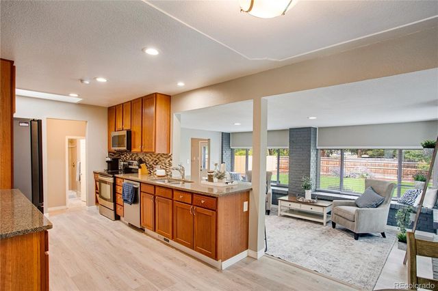 12762 Woodland Drive, Longmont, CO 80504