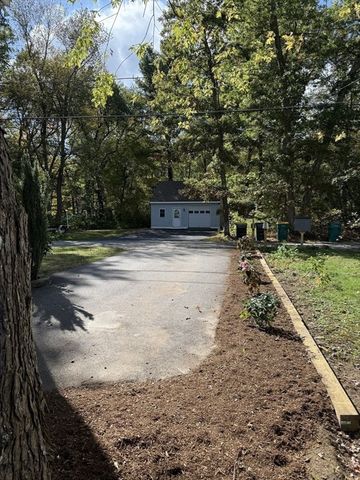 127 King Philip Road, Norton, MA 02766