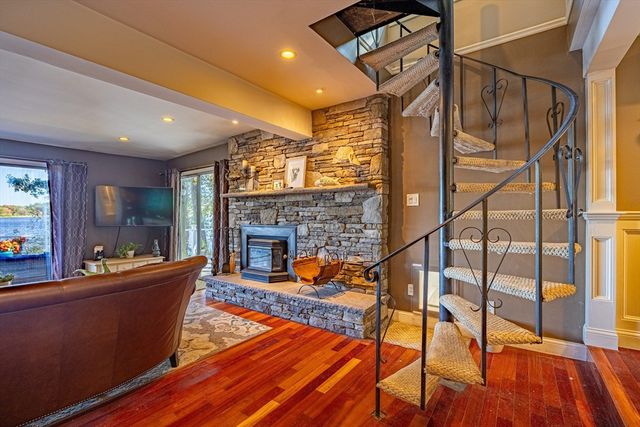 127 King Philip Road, Norton, MA 02766