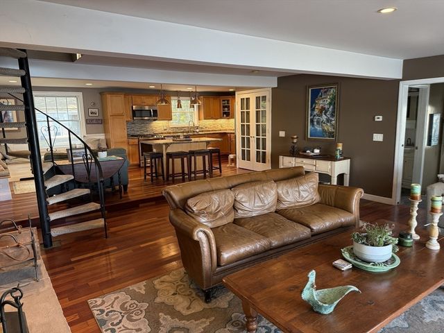 127 King Philip Road, Norton, MA 02766