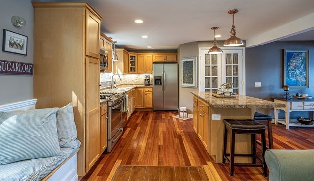 127 King Philip Road, Norton, MA 02766