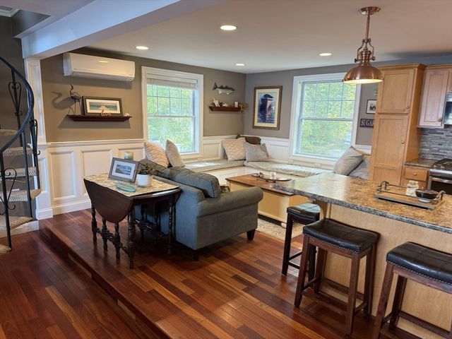 127 King Philip Road, Norton, MA 02766