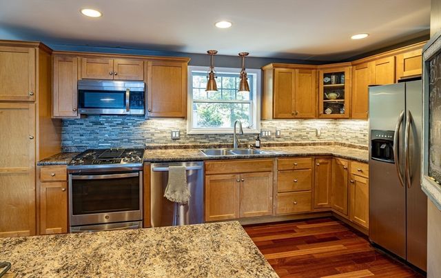 127 King Philip Road, Norton, MA 02766