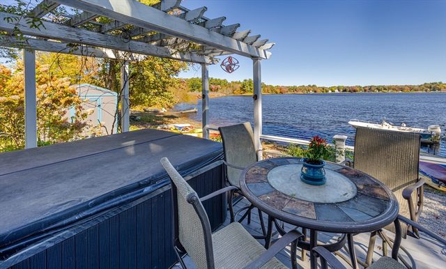 127 King Philip Road, Norton, MA 02766