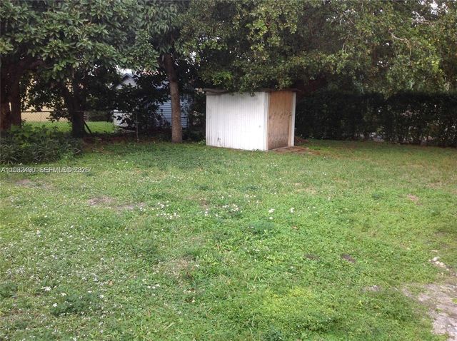 881 NE 156 TER., North Miami Beach, FL 33162