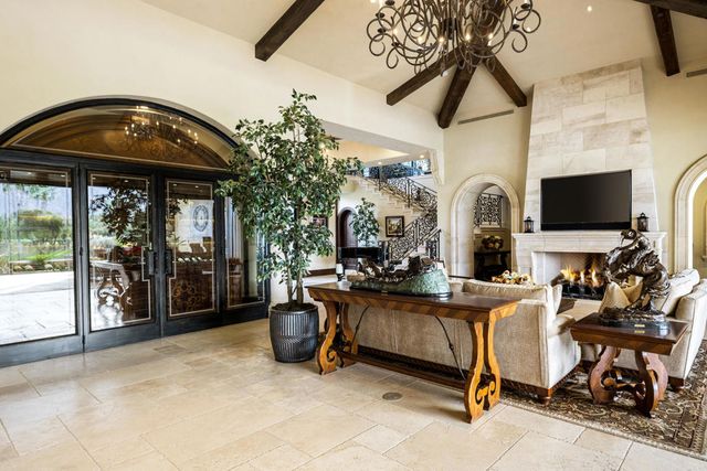 52977 Via Dona, La Quinta, CA 92253