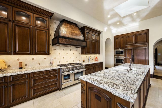 52977 Via Dona, La Quinta, CA 92253