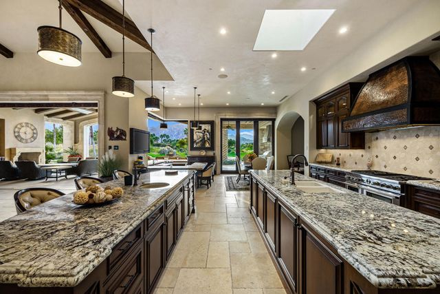 52977 Via Dona, La Quinta, CA 92253