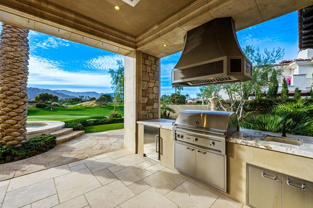 52977 Via Dona, La Quinta, CA 92253