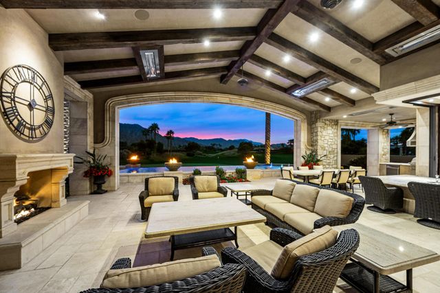 52977 Via Dona, La Quinta, CA 92253