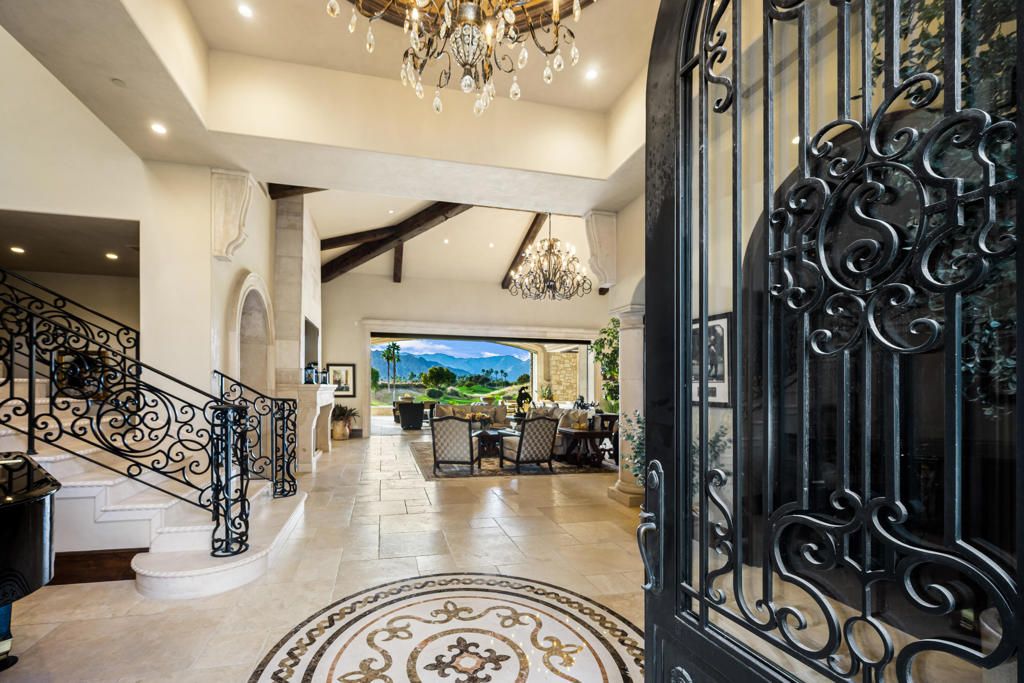 Image 7 of property listing at 52977 Via Dona, La Quinta, CA 92253