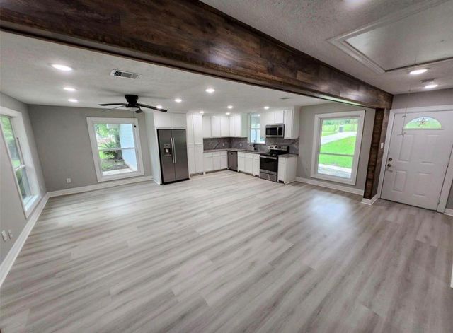 10747 Doe Hill Road, Montgomery, TX 77316