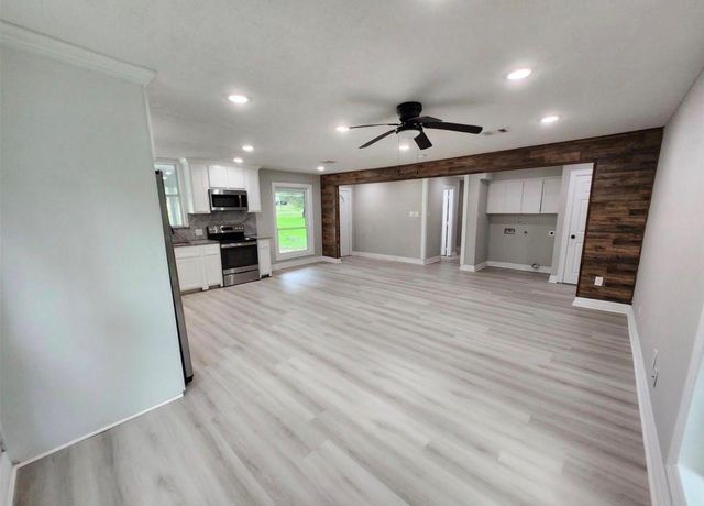 10747 Doe Hill Road, Montgomery, TX 77316