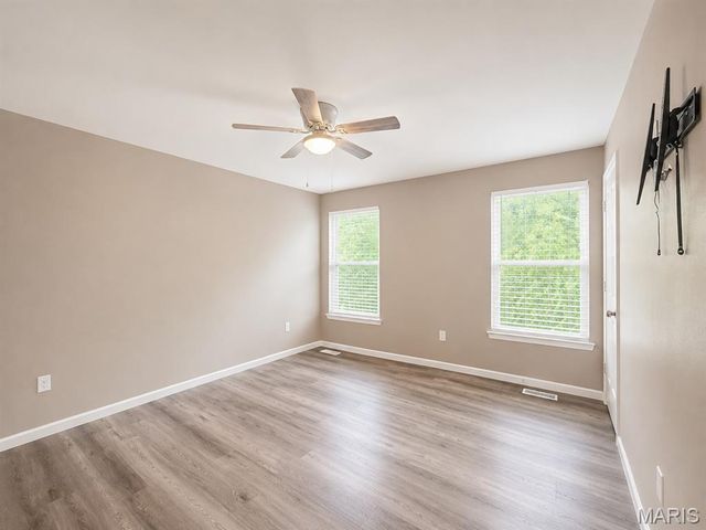 1387 Durham Drive, Herculaneum, MO 63048