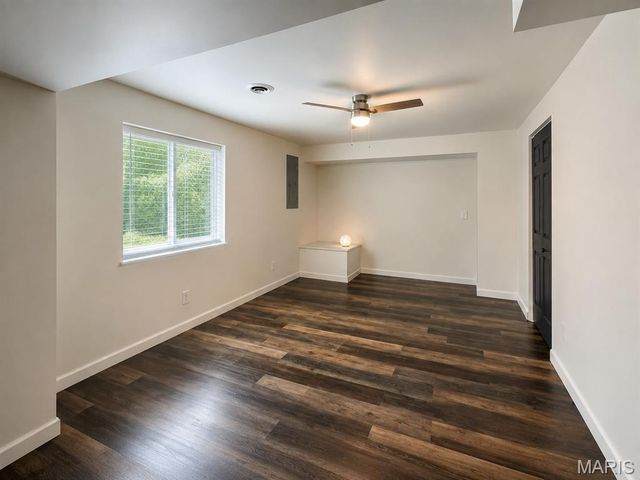 1387 Durham Drive, Herculaneum, MO 63048