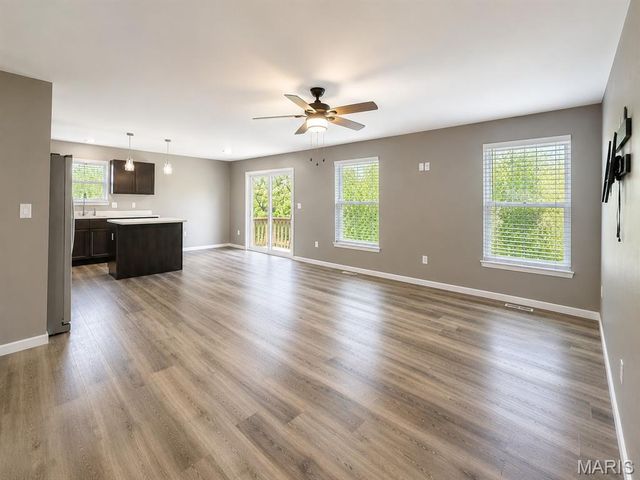 1387 Durham Drive, Herculaneum, MO 63048
