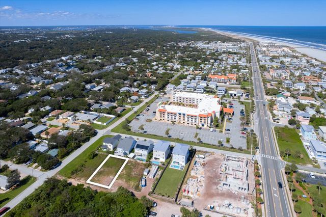 126 4Th St, St Augustine, FL 32080