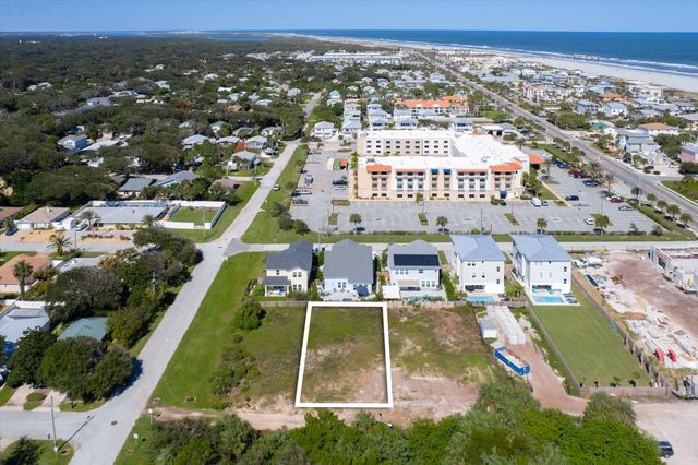 126 4Th St, St Augustine, FL 32080